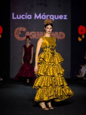 La diseñadora de Aznalcázar (Sevilla) Lucía Márquez repite en la pasarela de Una Pará en Gines