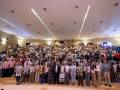 Foto de familia del alumnado y las autoridades en la apertura del curso.