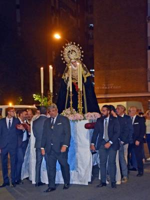 Nuestra Señora del Desconsuelo recorre las calles de la Barriada de los Principe y del Polígono Norte de Sevilla,en una jornada de oración y recogimiento
