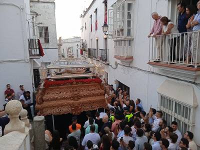 La fe, el patrimonio y la tradición cofrade de Arcos brillan en una Magna extraordinaria